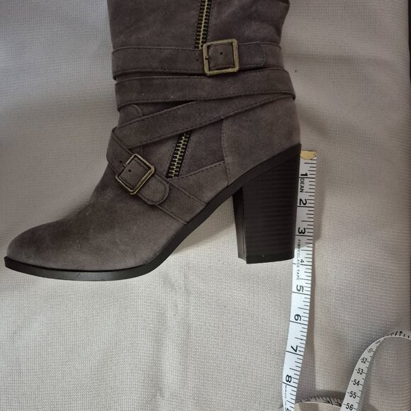 NWOT Sweater Top Boots - Picture 11 of 13